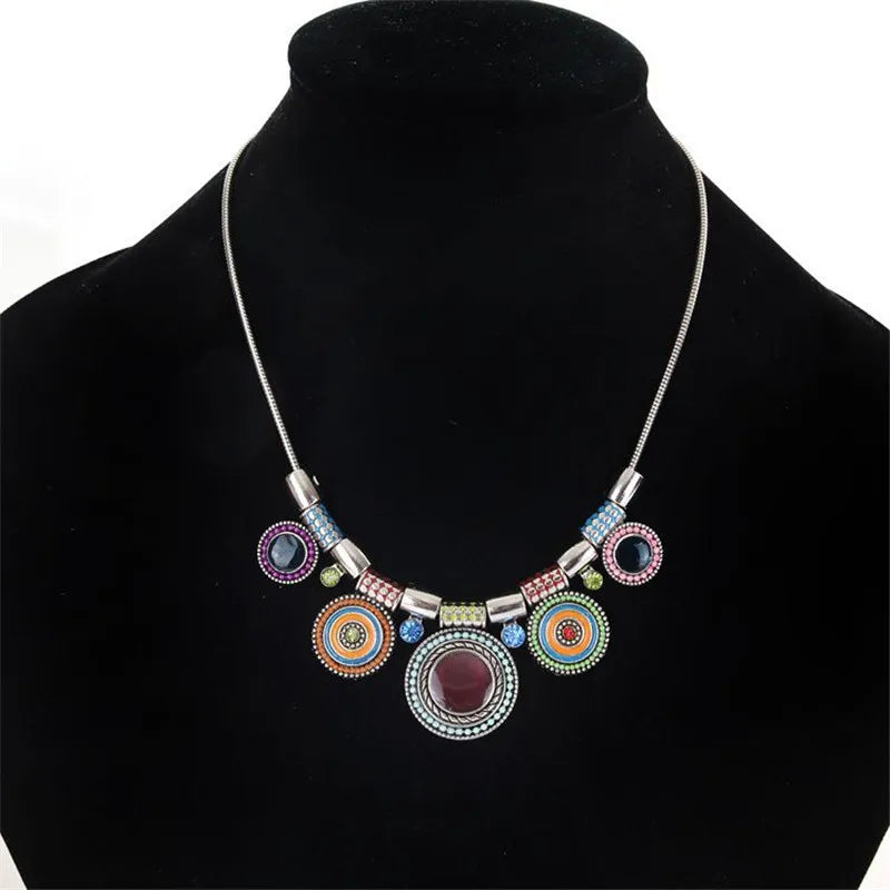 Vintage Gem Choker Necklace - Statement Jewelry for Women