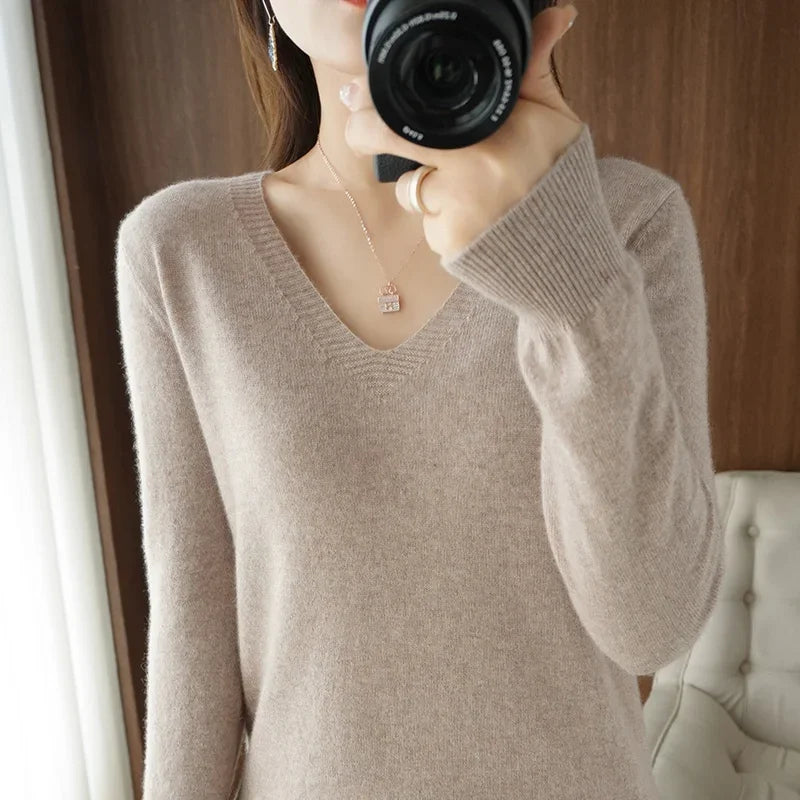 Casual V-Neck Sweater - Women's Solid Color Pullover