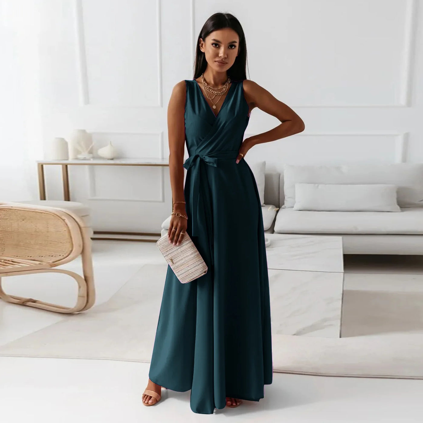 Women's Elegant V-Neck Sleeveless Maxi Dress