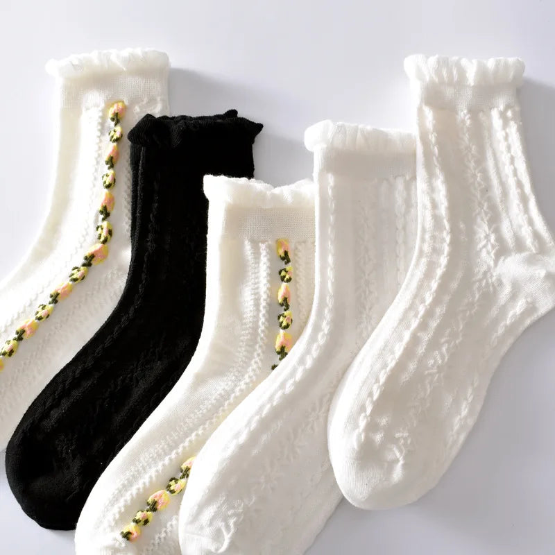 Women's Embroidered Floral Socks - 5 Pairs Set