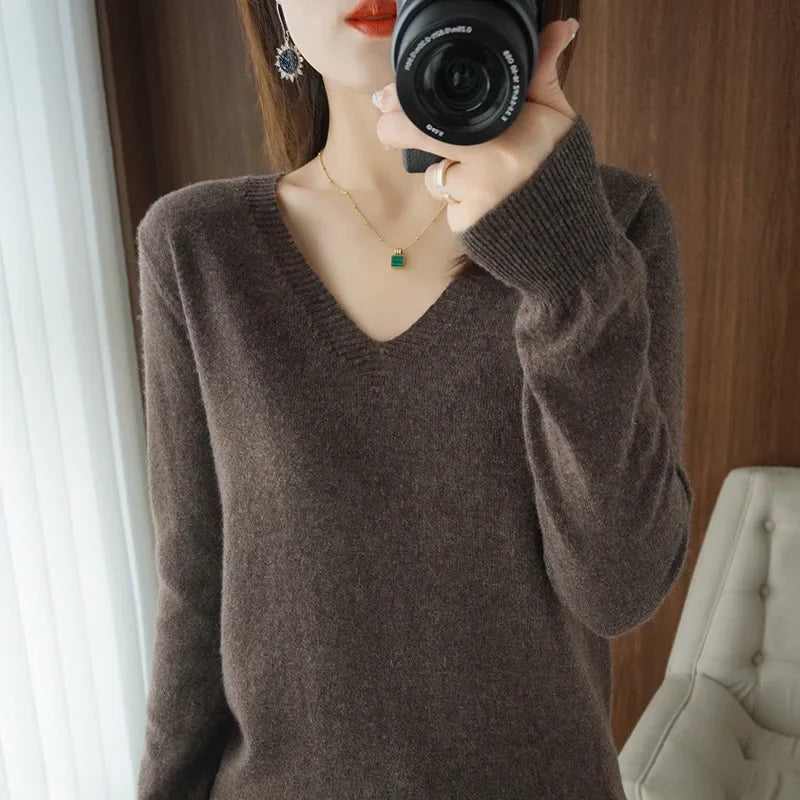 Casual V-Neck Sweater - Women's Solid Color Pullover