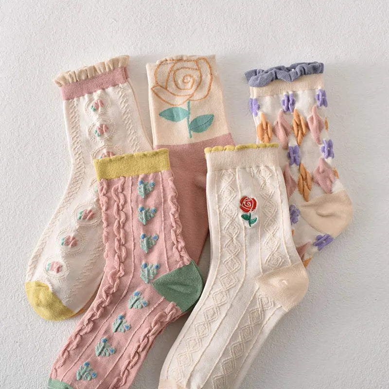 Women's Embroidered Floral Socks - 5 Pairs Set