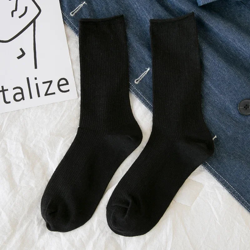 Women's Solid Color Crew Socks - Breathable Cotton Blend