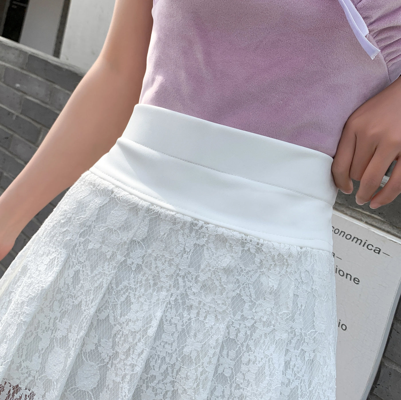 Women's High Waist Lace Pleated Mini Skirt